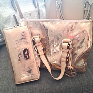 Gorgeous Rose Gold Grayson Michael Kors and Wallet